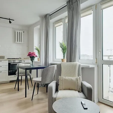 Urban Oasis Private With Palace Of Culture View * Warszawa